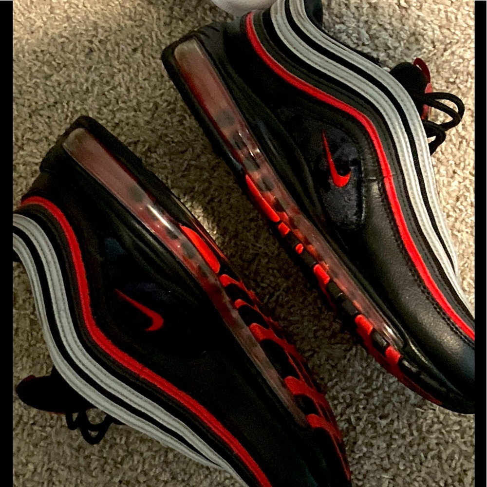 Nike air max 97 super clean looking used